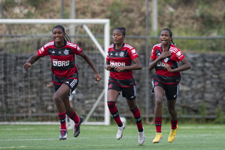 Flamengo larga na frente nas semifinais do Brasileirão Feminino Sub-17 (Foto: Alessandra Torres/Staff Images Woman/CBF)
